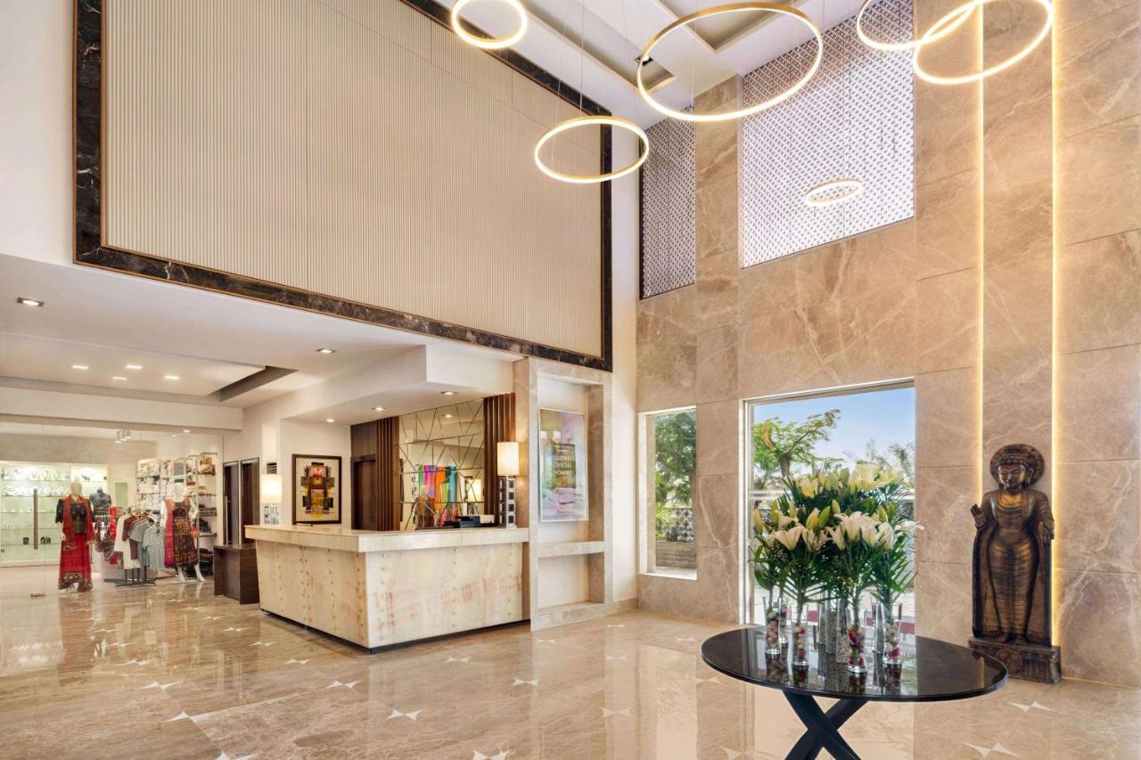 Ramada By Wyndham Jaipur North Hotel Ngoại thất bức ảnh