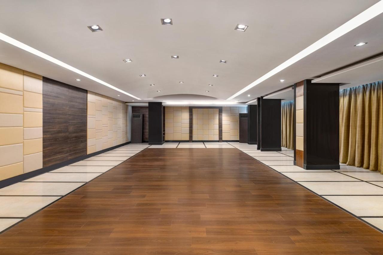 Ramada By Wyndham Jaipur North Hotel Ngoại thất bức ảnh