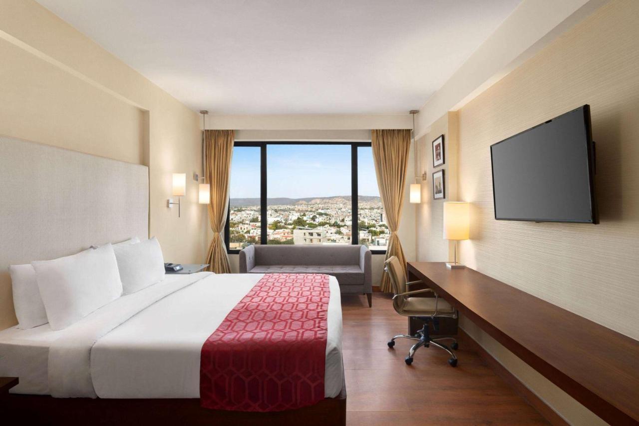 Ramada By Wyndham Jaipur North Hotel Ngoại thất bức ảnh