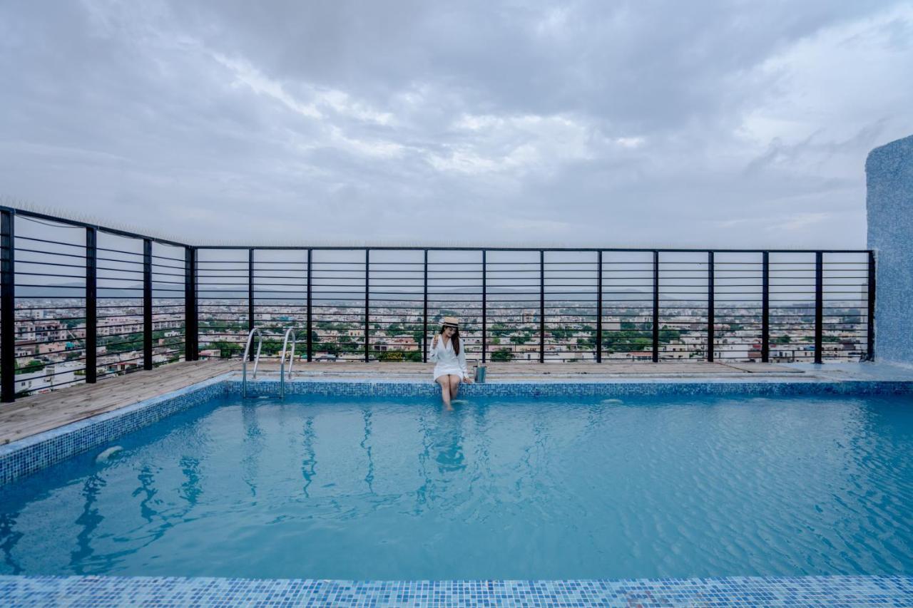 Ramada By Wyndham Jaipur North Hotel Ngoại thất bức ảnh