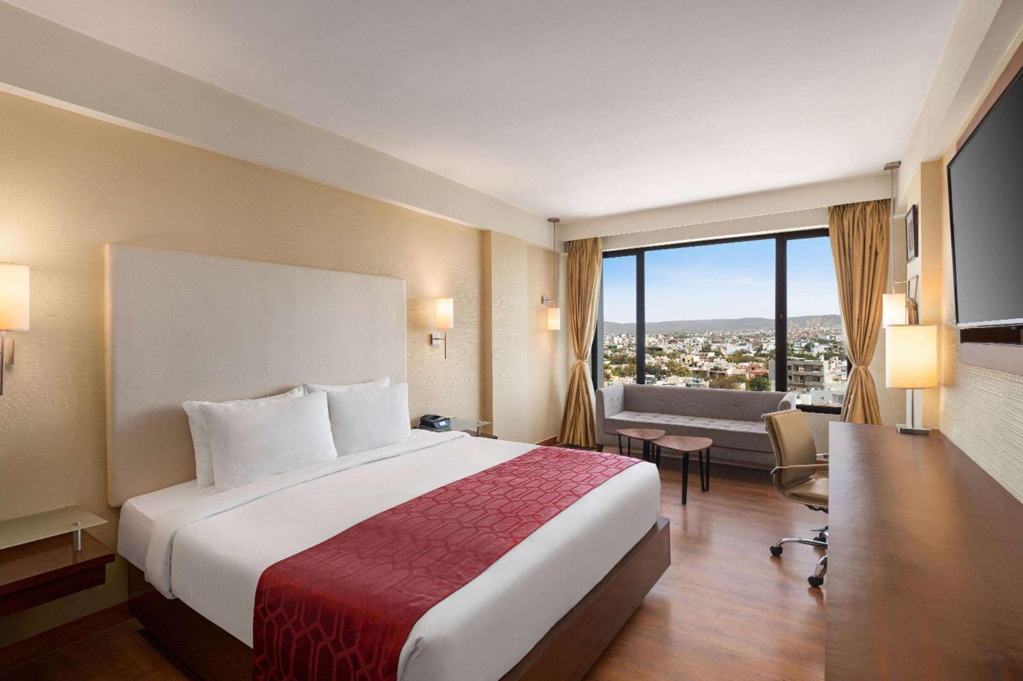 Ramada By Wyndham Jaipur North Hotel Ngoại thất bức ảnh