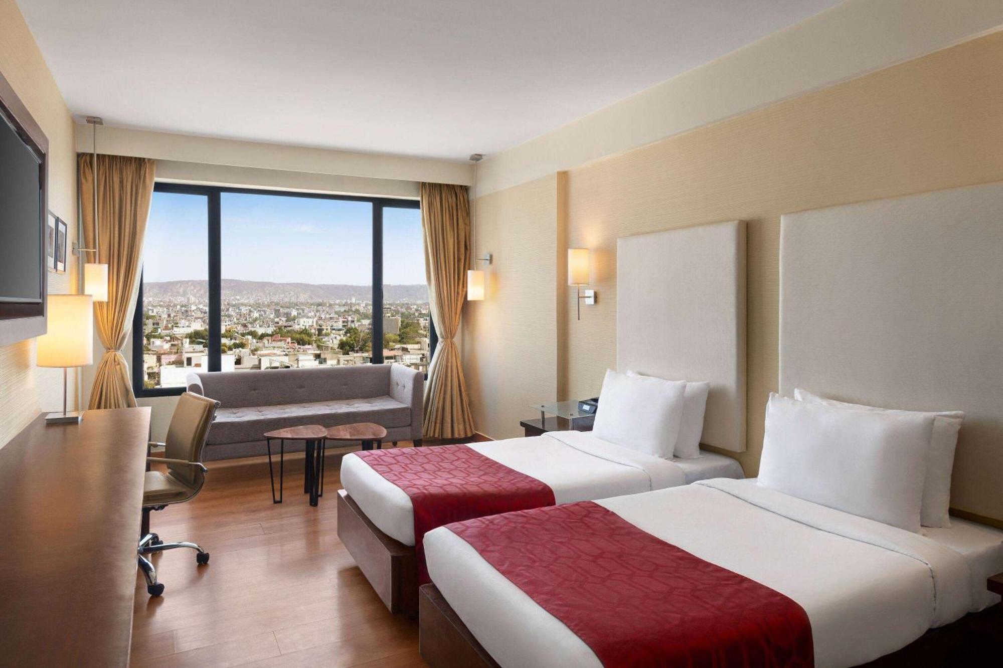 Ramada By Wyndham Jaipur North Hotel Ngoại thất bức ảnh